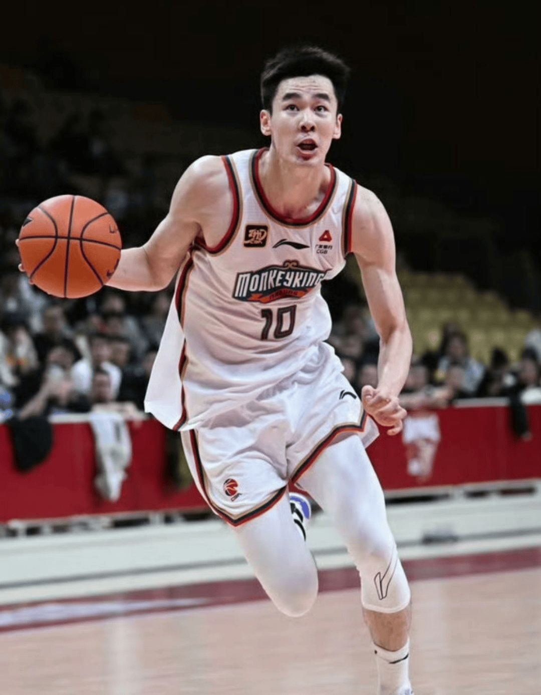 广州队转会期主帅复盘今晚北京首钢备战意甲，今晚埃因霍温备战NBA季后赛瞬间刷屏的简单介绍